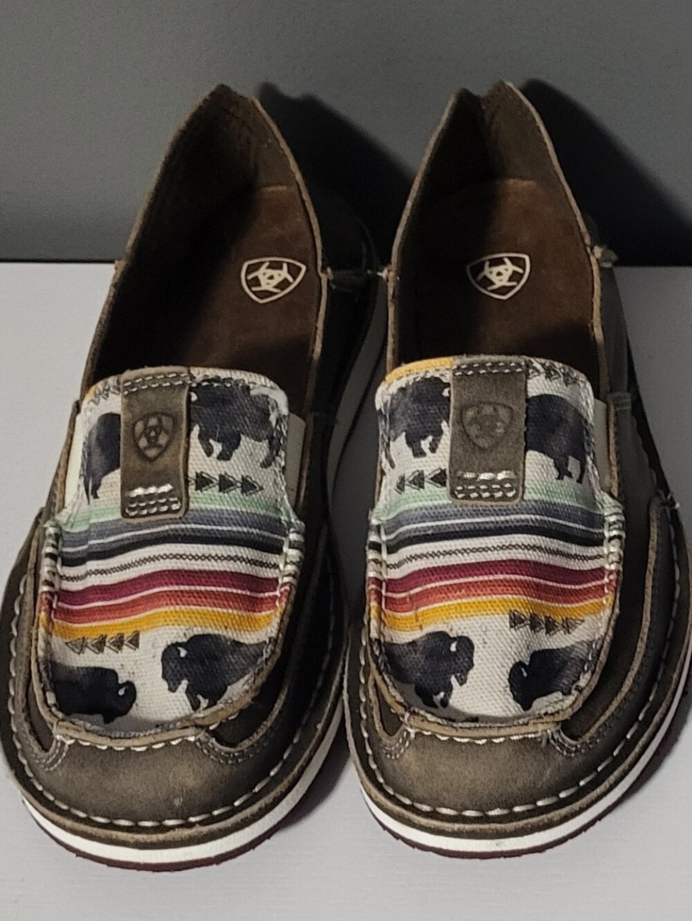 ULN Women's Ariat Buffalo Cruiser Slip-on